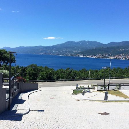 A.B.Kvarner Lägenhet Rijeka Exteriör bild
